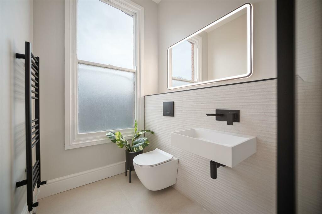 Apartment 2, 16, Magdala Road Nottingham, NG3 5DF