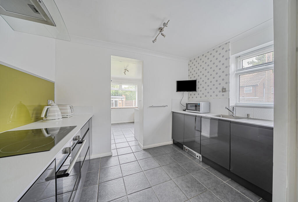 1359926-16-68d6c9...