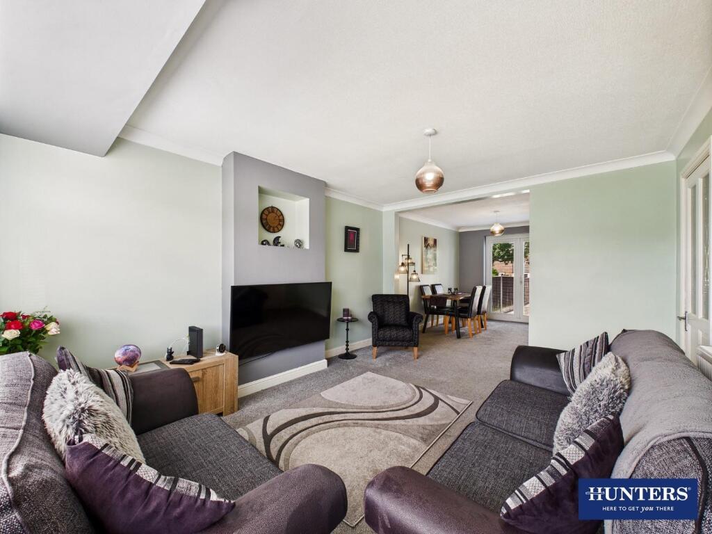 Living &amp; Dining Room