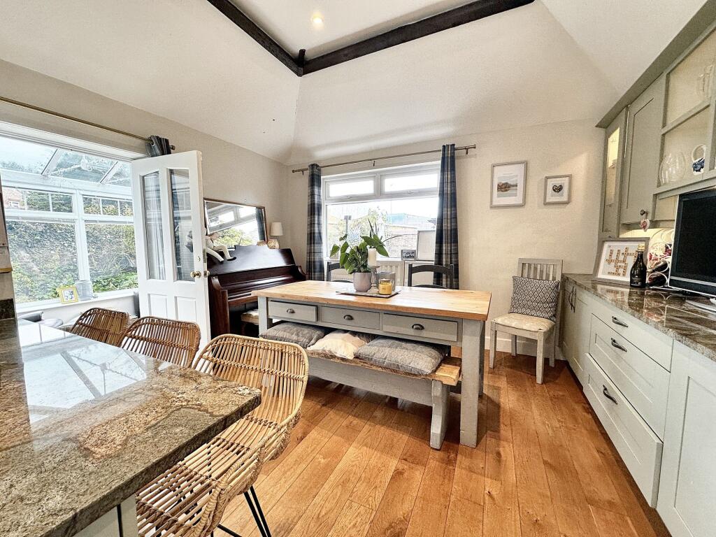 Dining Kitchen