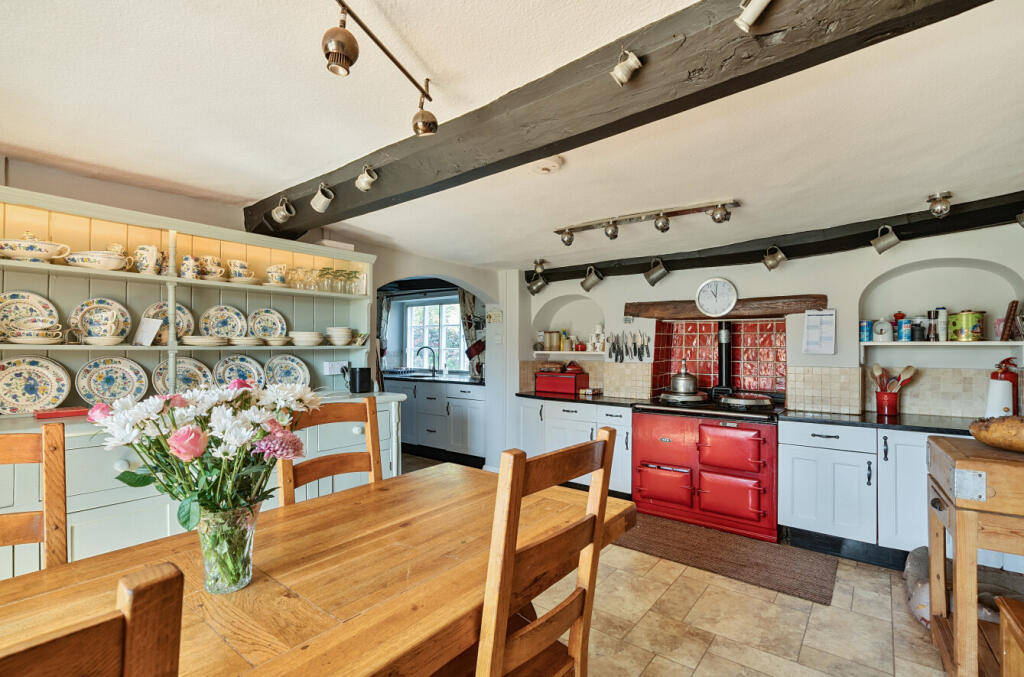 Kitchen/Breakfast Rm