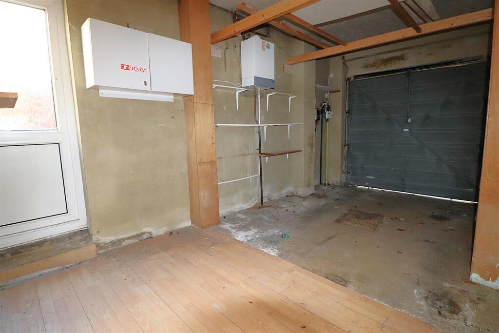 Integral Garage