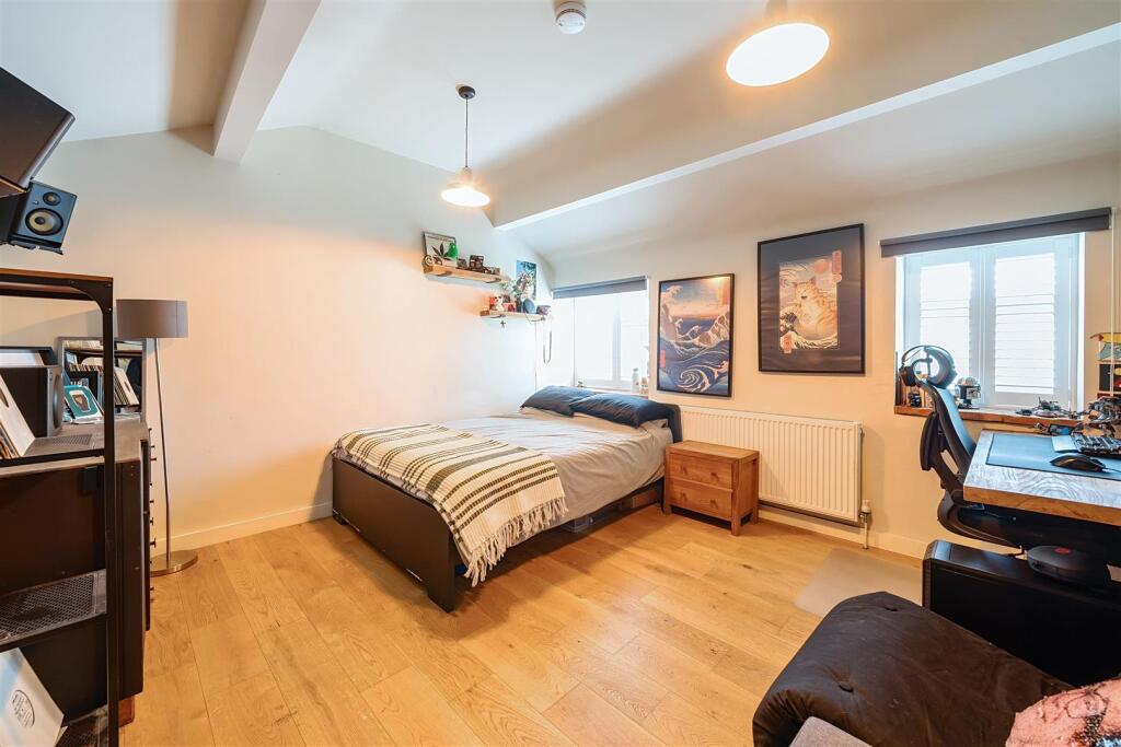 Pear Tree Cottage, 12 Blakesley Hill Greens Norton