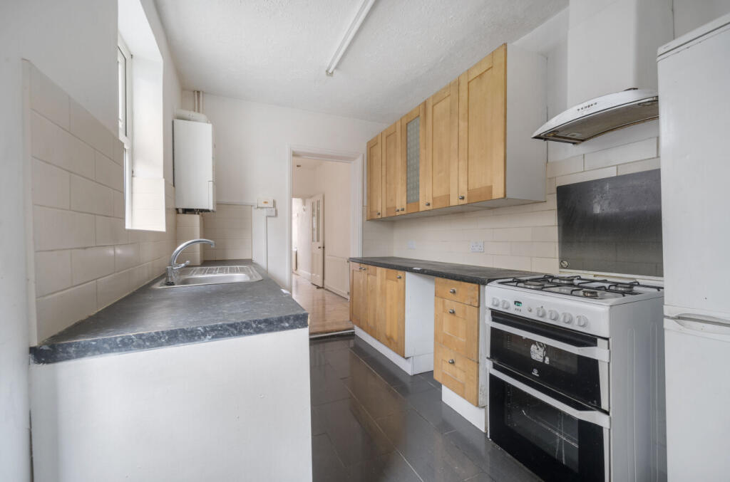 1299511-13-683582...