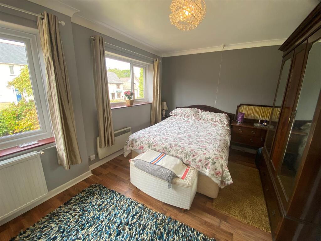 bedroom.jpg