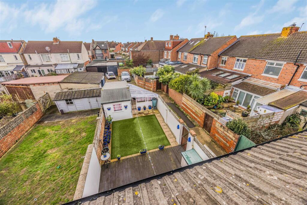 2A Wesley Grove, Copnor-Small-PorticoMarketing-Sol