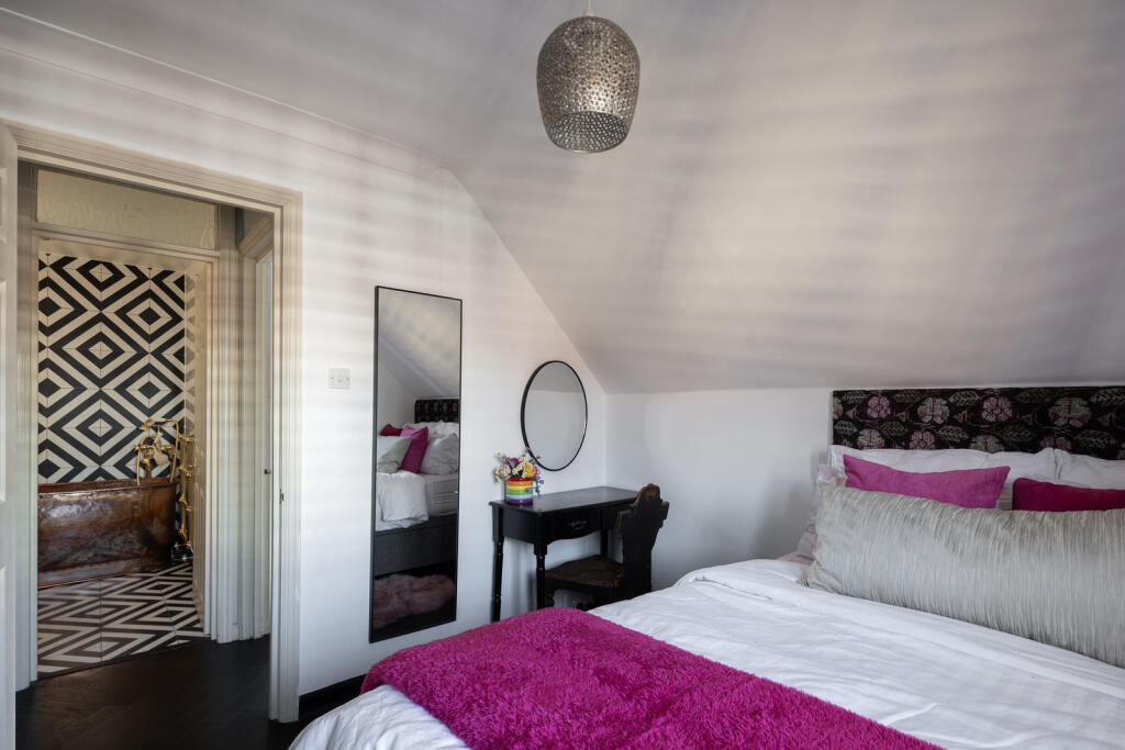 278035 - TMH-1_TEMPLE_MEWS_CANTERBURY_ CT1_2PQ-...