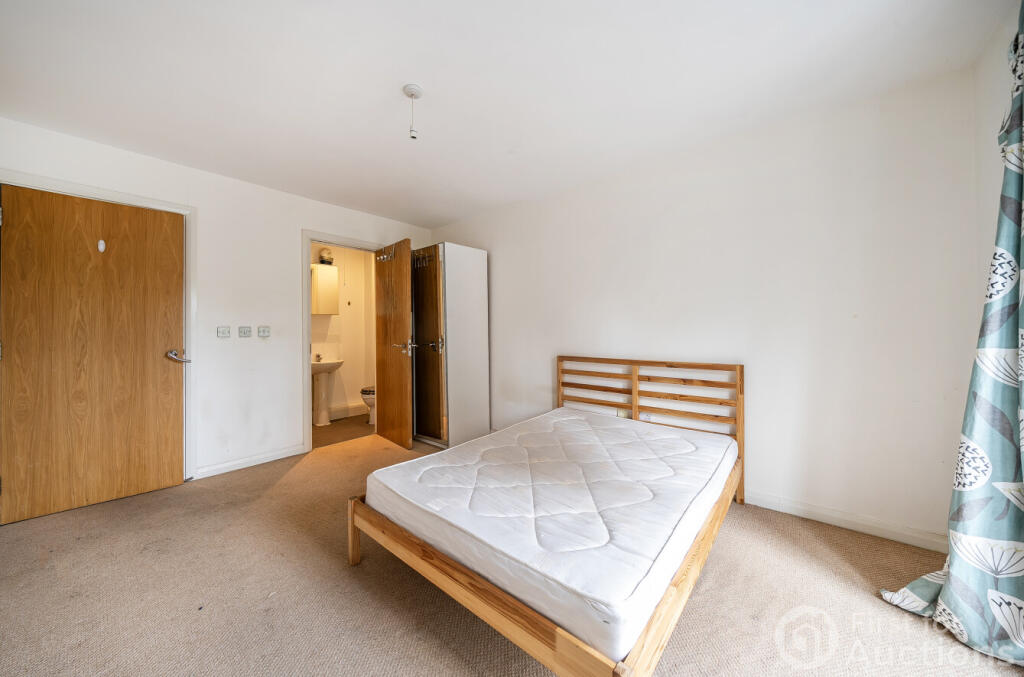 59d9a545-606b-41f...