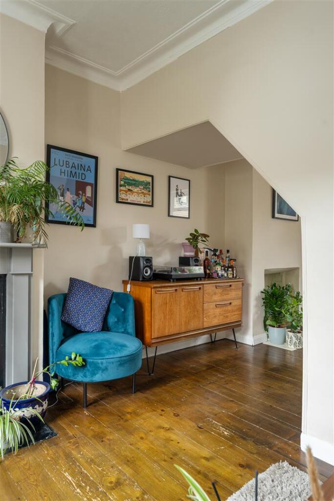 Odessa Road, E7