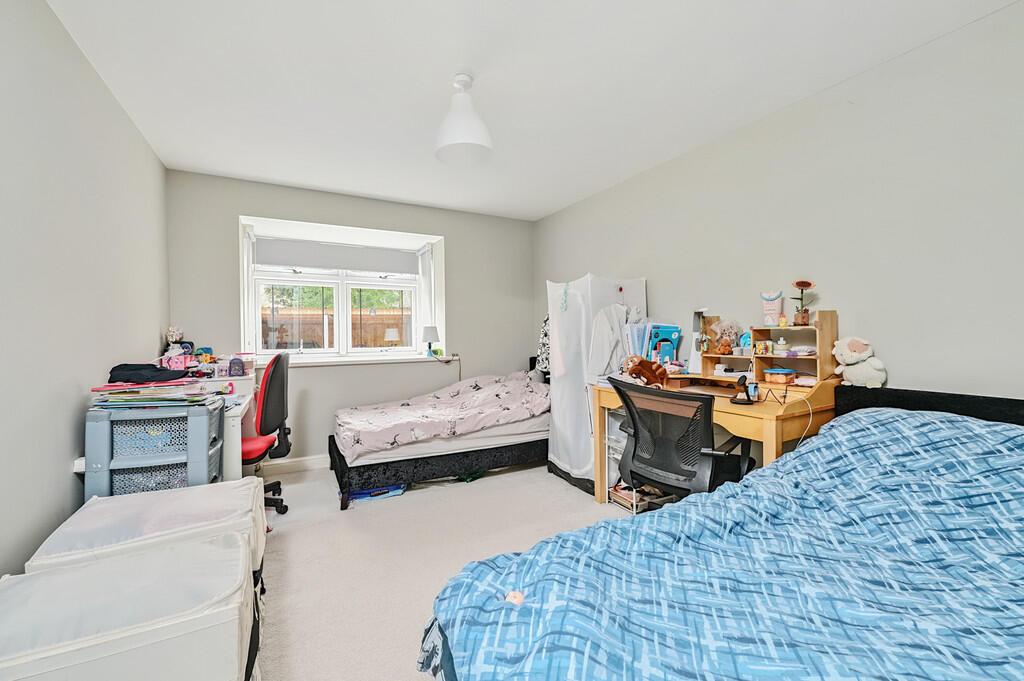 4 Fairway Heights...