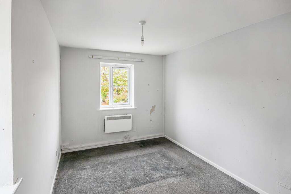 18 Wessex Close, Hungerford, Berkshire, RG17 0NT