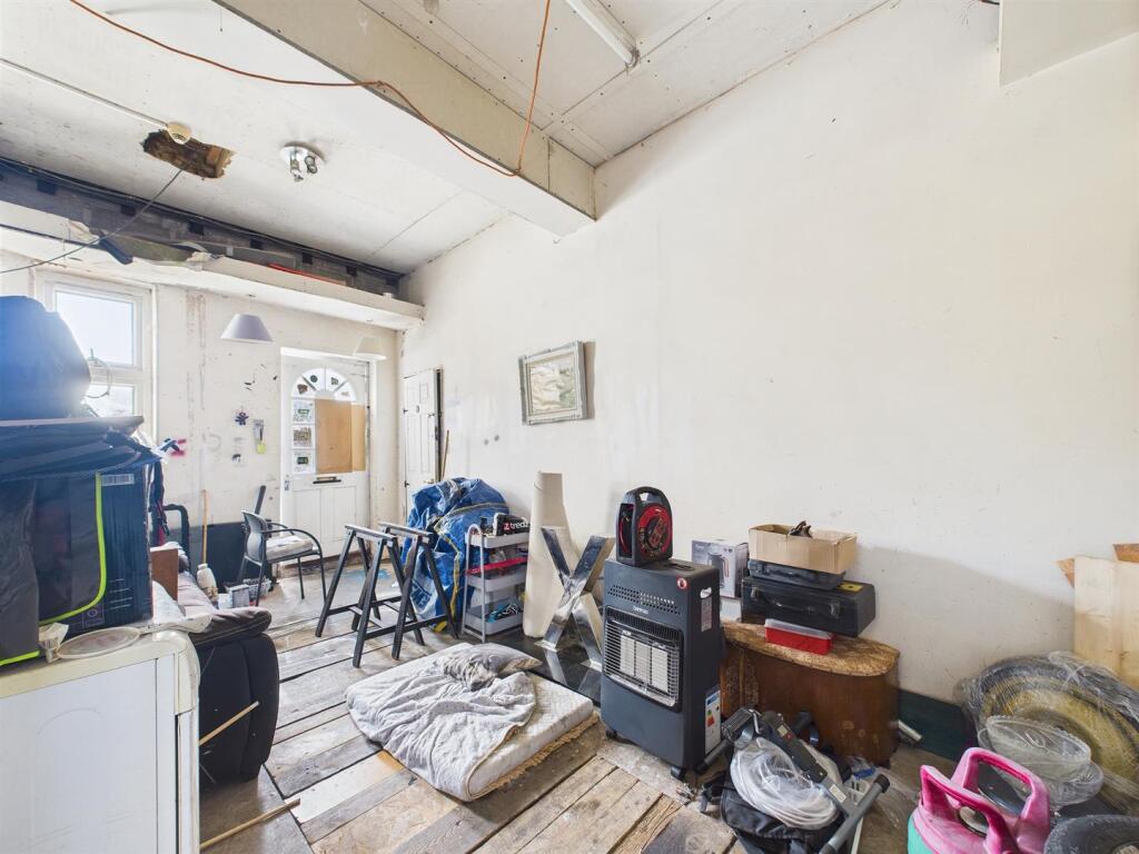 15 - Substantial House for Auction, Bishopston.jpg