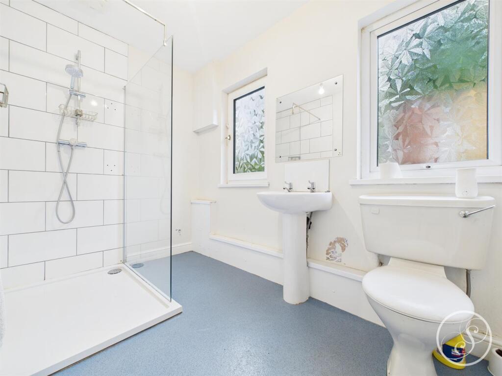 DOWNSTAIRS SHOWER ROOM