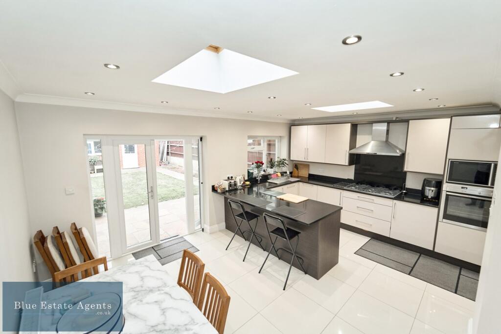 Extended Kitchen &amp; Diner
