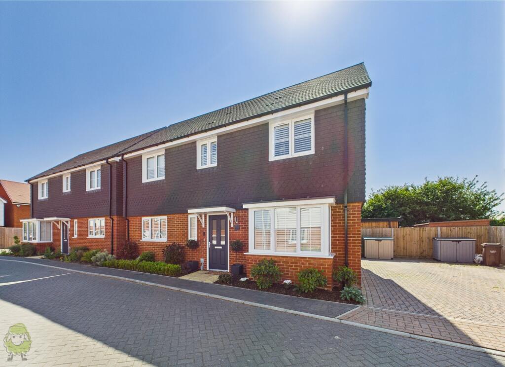 View Of The Front Of The Property