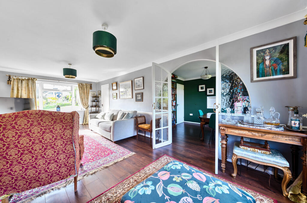 7-6819ccd3a0b9c-1...