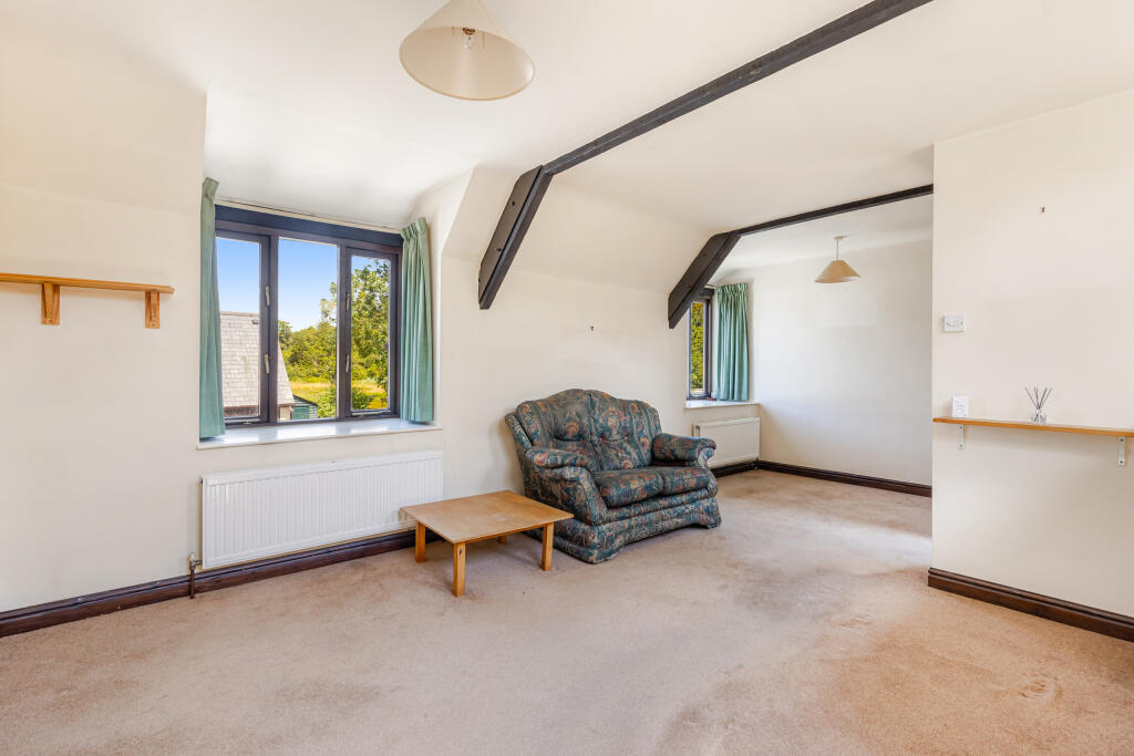 A04 - 5 Brookes Barn, rowsells lane - 250707