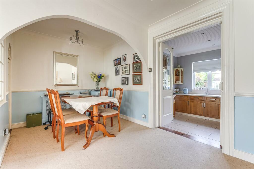 Sandringham Close-7.jpg