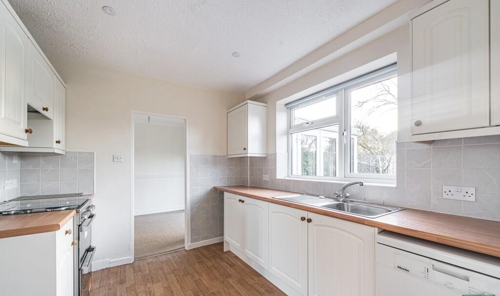 eedc5562-8b5d-49b...