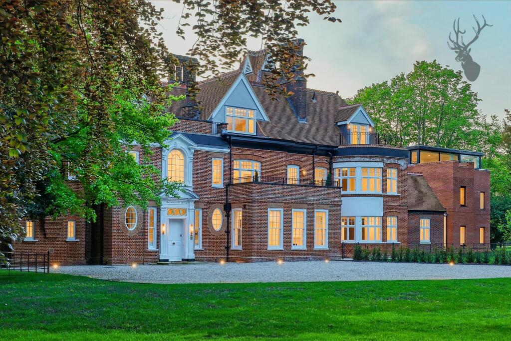 Woodredon House, Epping