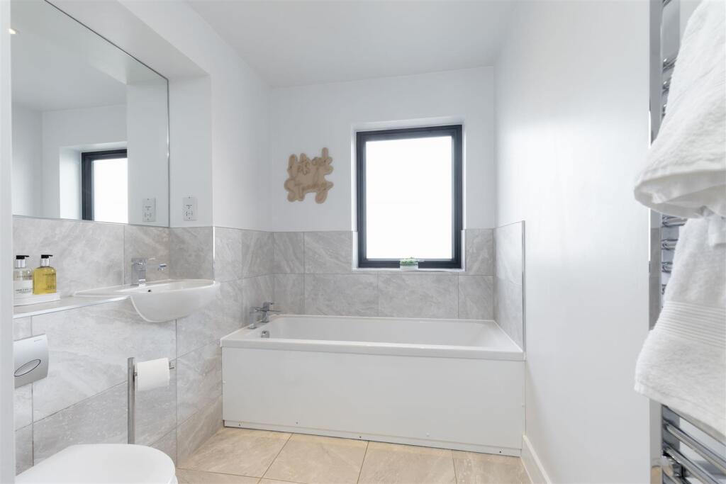 2 The Old Surgery-09.jpg