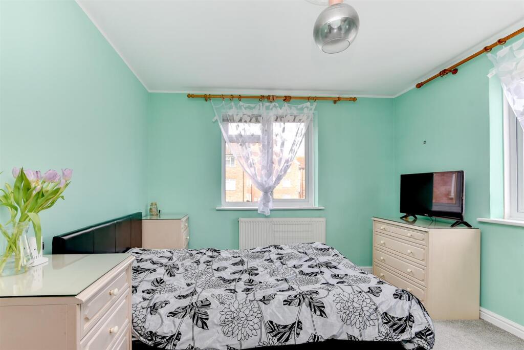 38Meadway-12.jpg