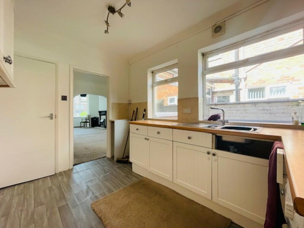 thumbnail_IMG_549...