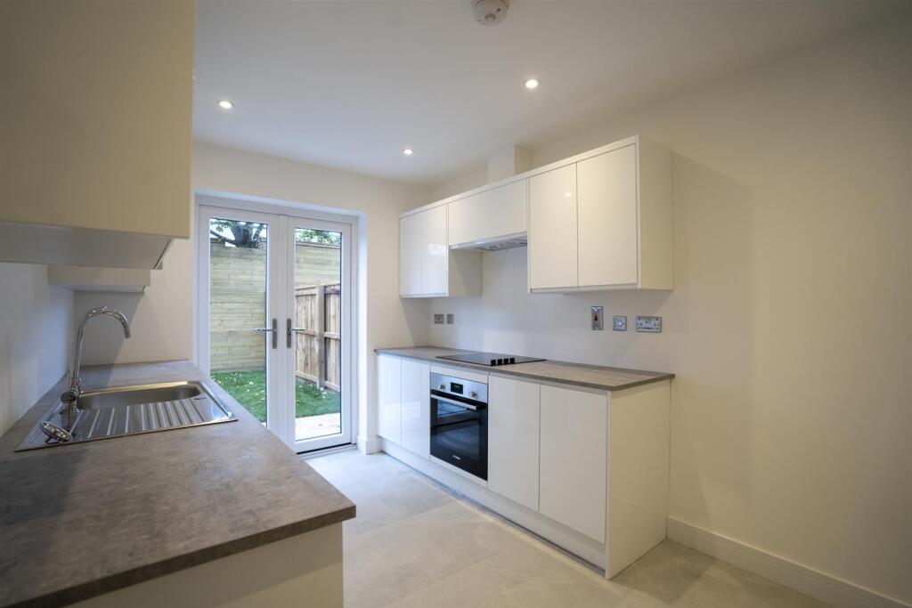 St Lawrence Place-05.jpg