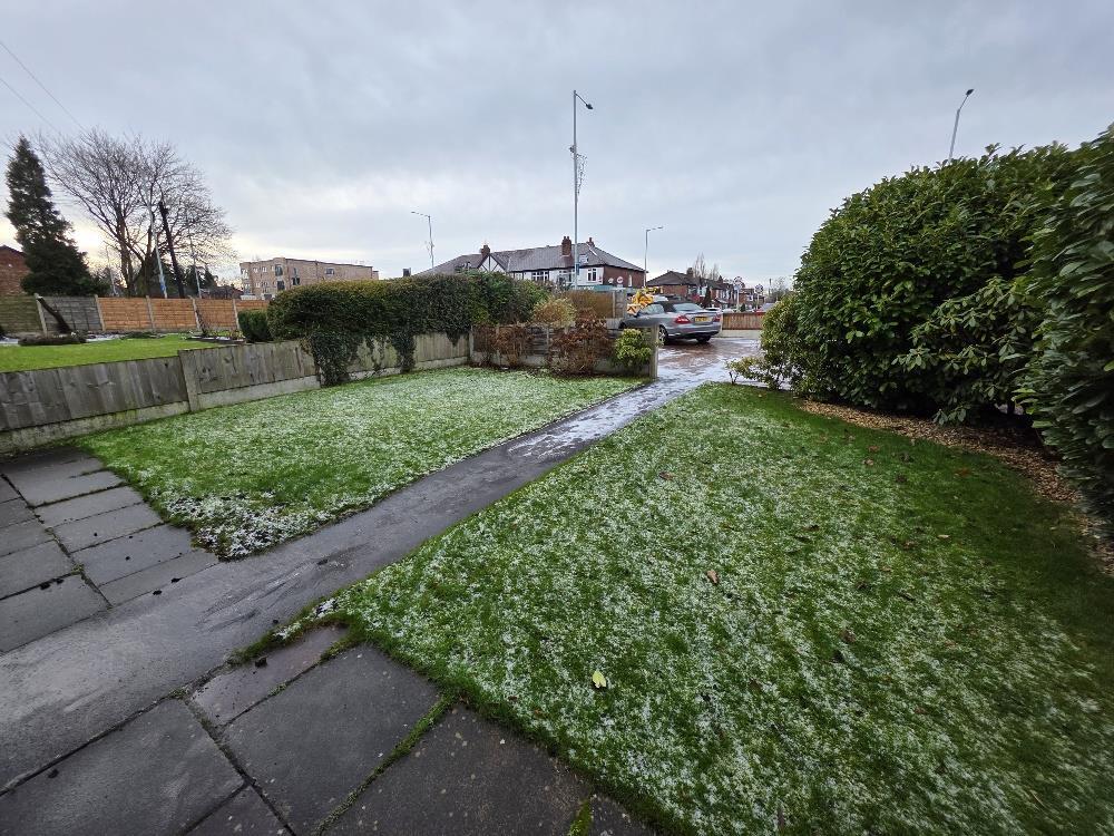 Front Garden towards Driveway