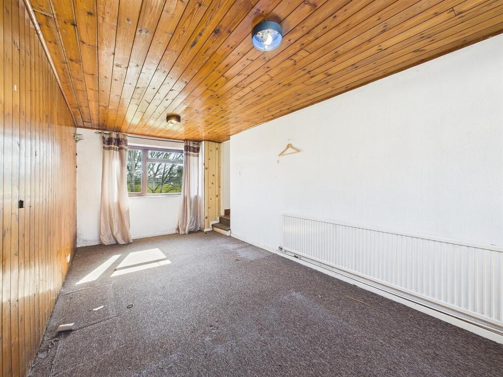 7 - Four Bedroom House for Auction, Vera Road, Fis