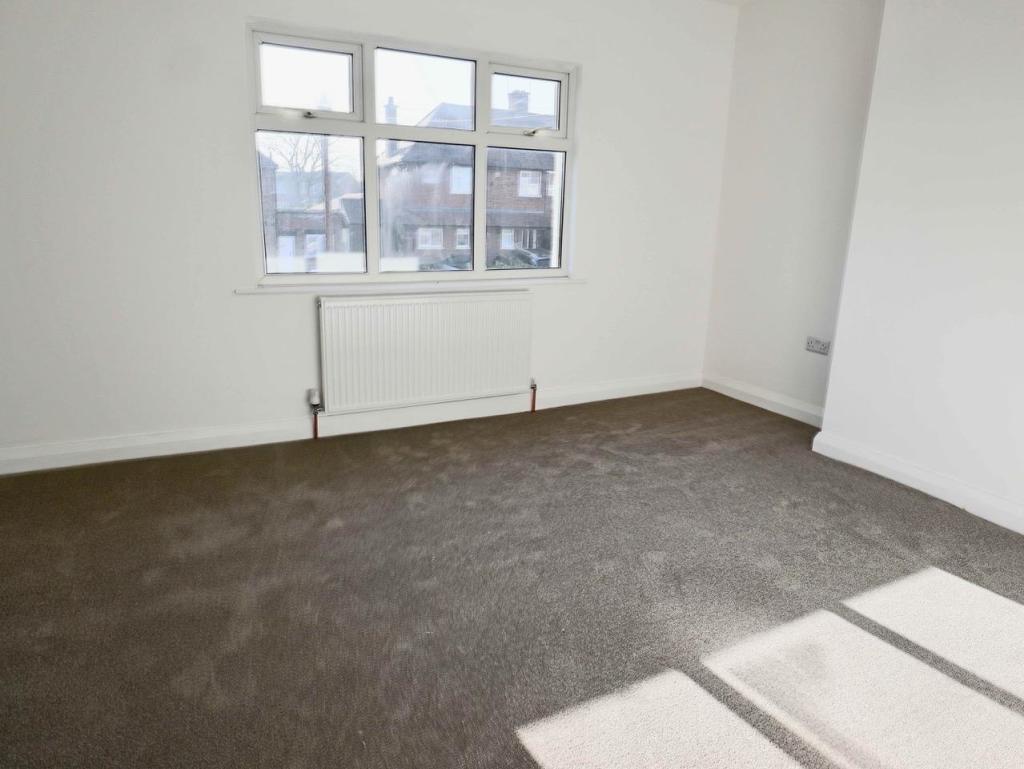 bedroom1.jpg