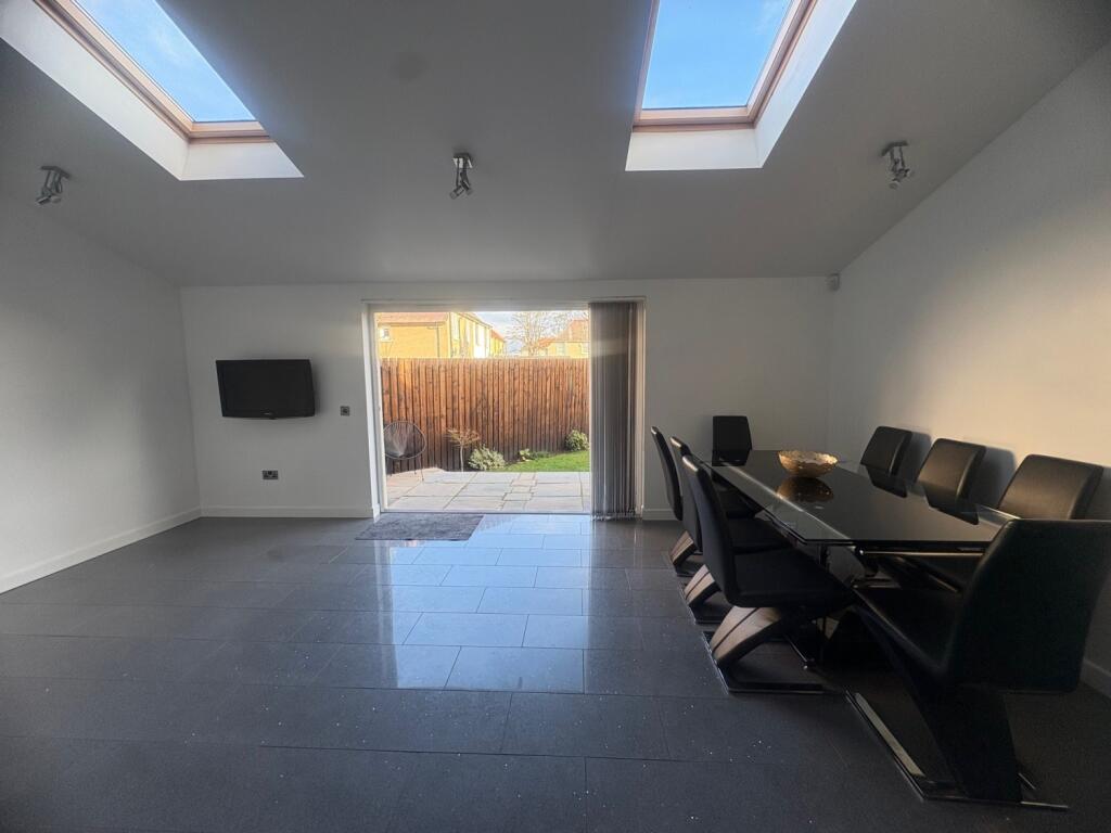 Dining area_2