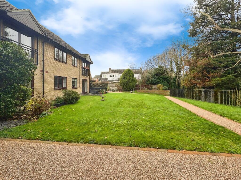The Dell, Great Baddow, Chelmsford, CM2