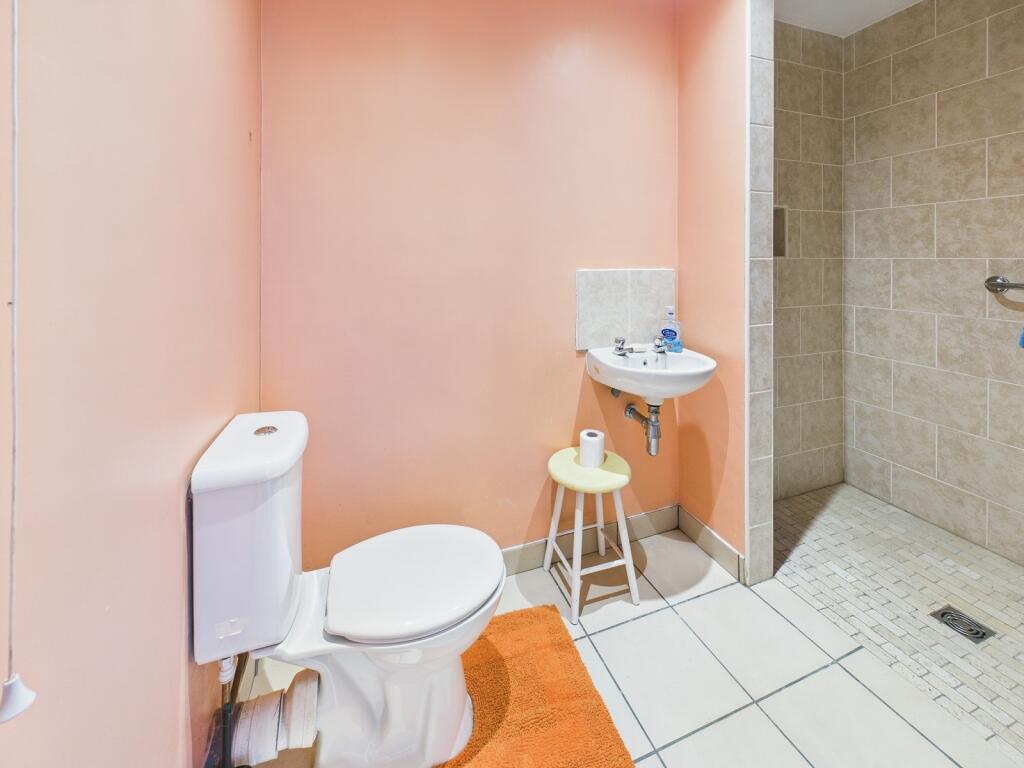 Ground floor shower room/wc