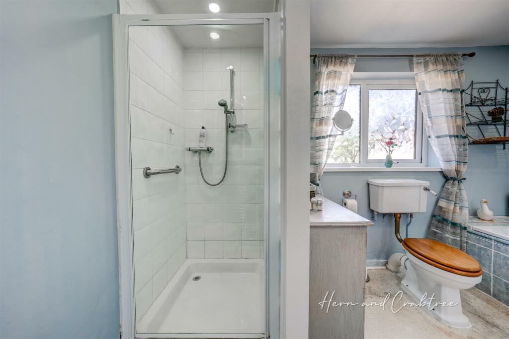 Wellfield Court, Marshfield, HernCrabtree (49).jpg