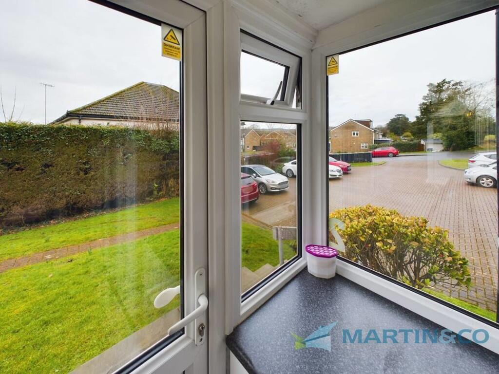 CAM02145G0-PR0046...