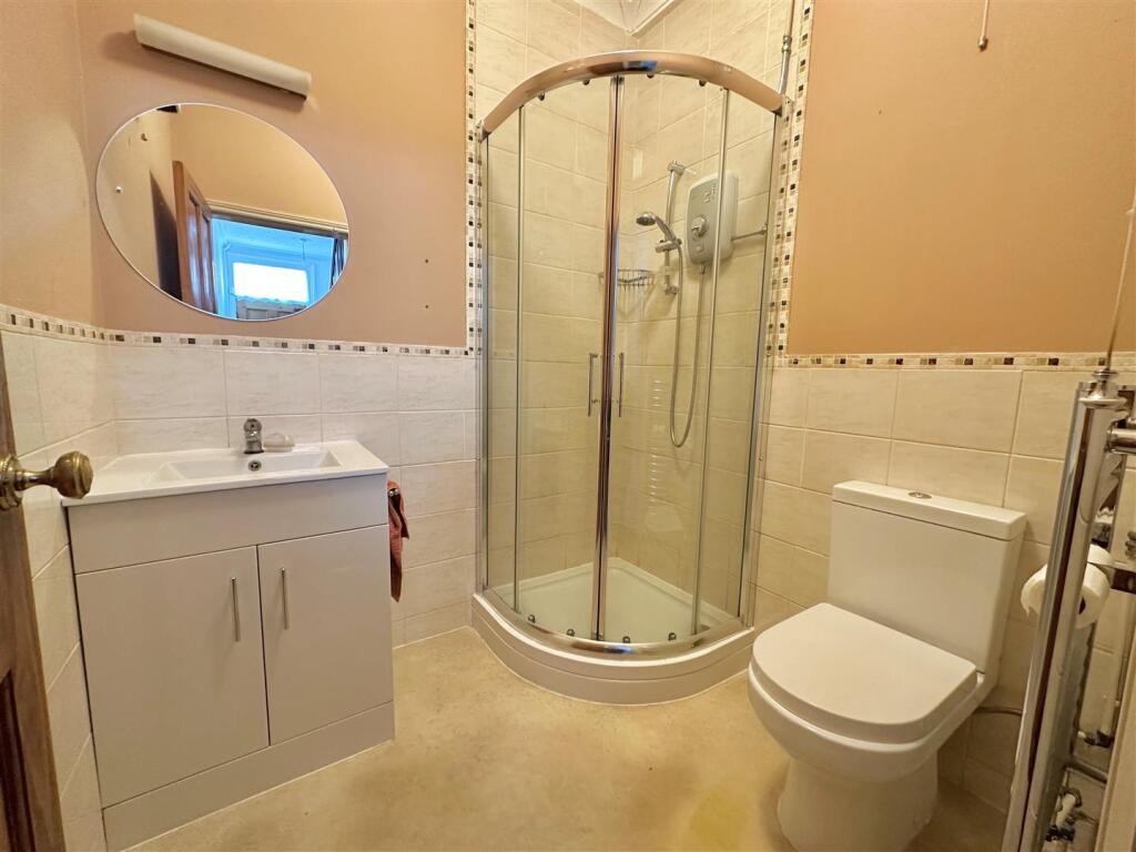 Downstairs Bathroom