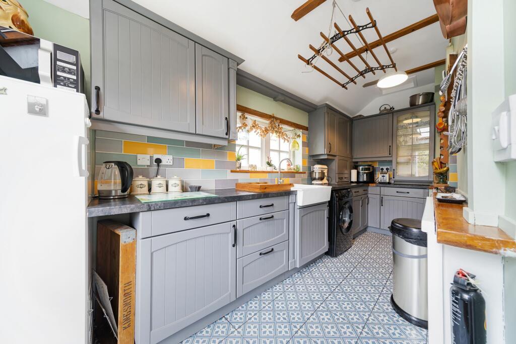 Kitchen (1)