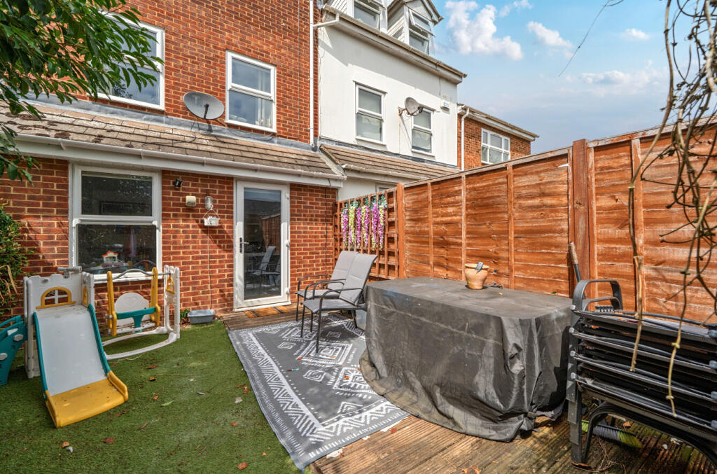 1329978-6-6883840...