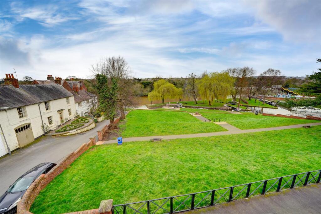 7 The Tontine (22).jpg