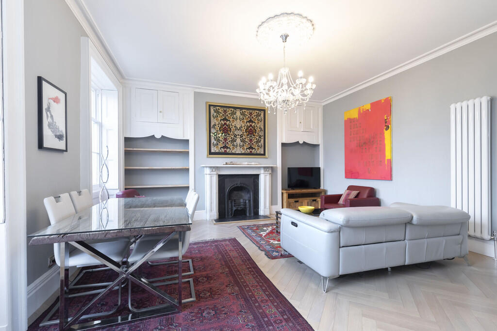 Flat 6, 12 Lansdo...