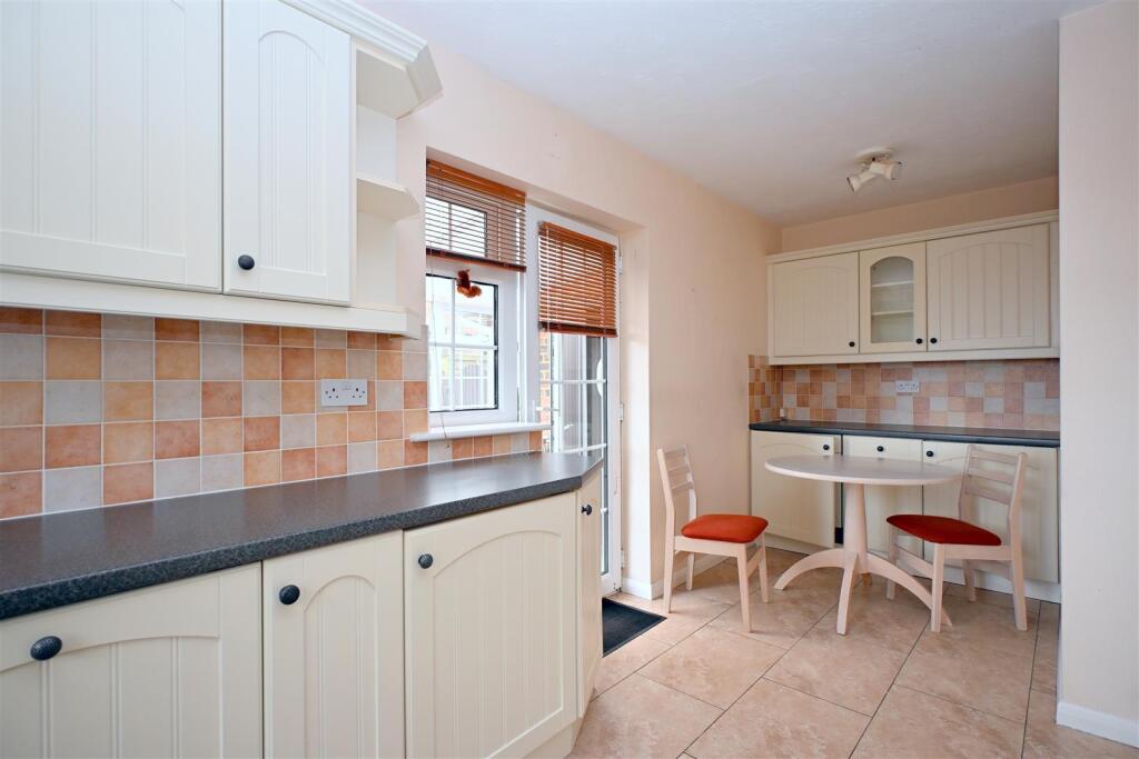 Kitchen/Breakfast Room