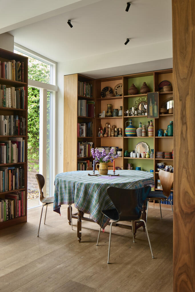 292490 - DGLA1812.jpg