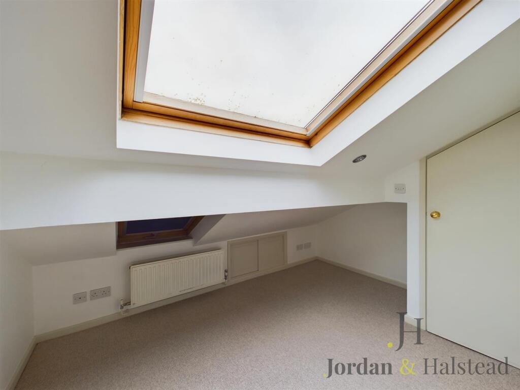 CAM01389G0-PR0097-ST