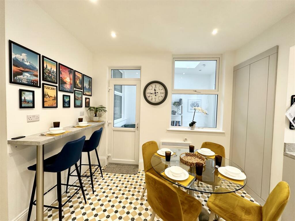 Communal Kitchen Dining Area