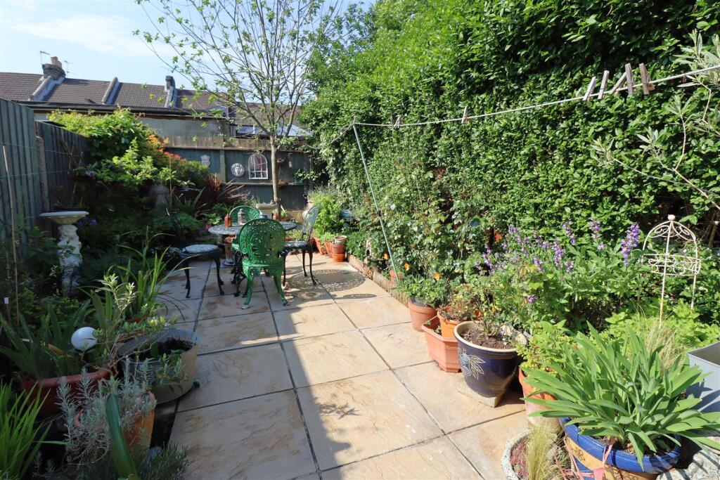 Garden (1).JPG