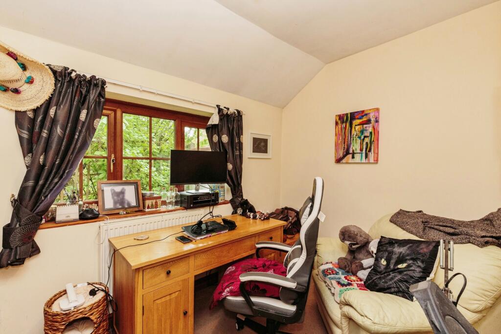 Bedroom Five / Study