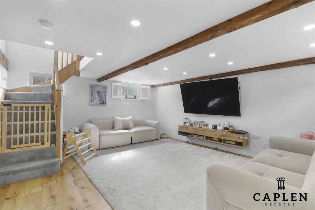 Bush Hall Farm, Harlow