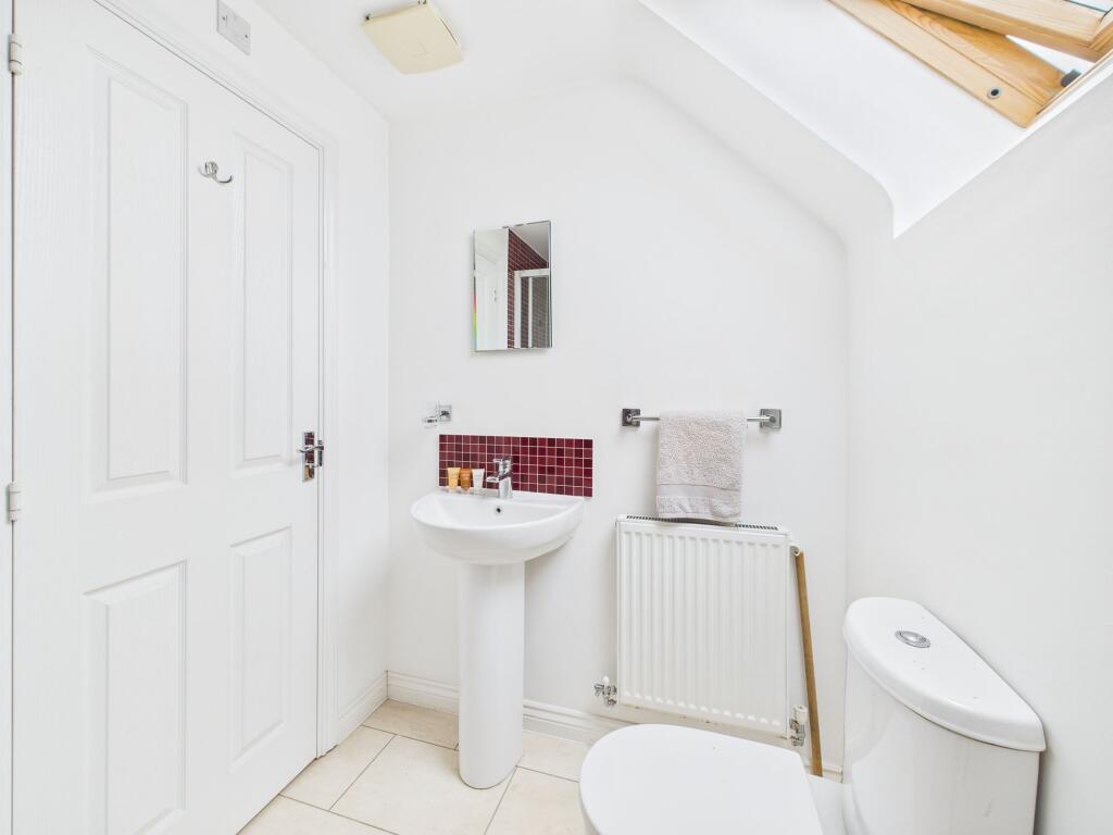Shower Room (Second Floor)