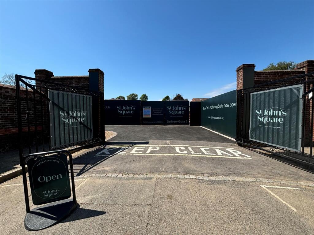 SJS Gate Photo.jpg